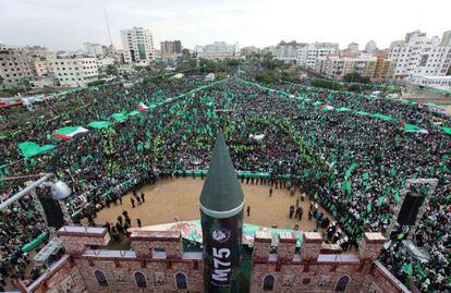 Miles de seguidores de Hamás celebran el aniversario.