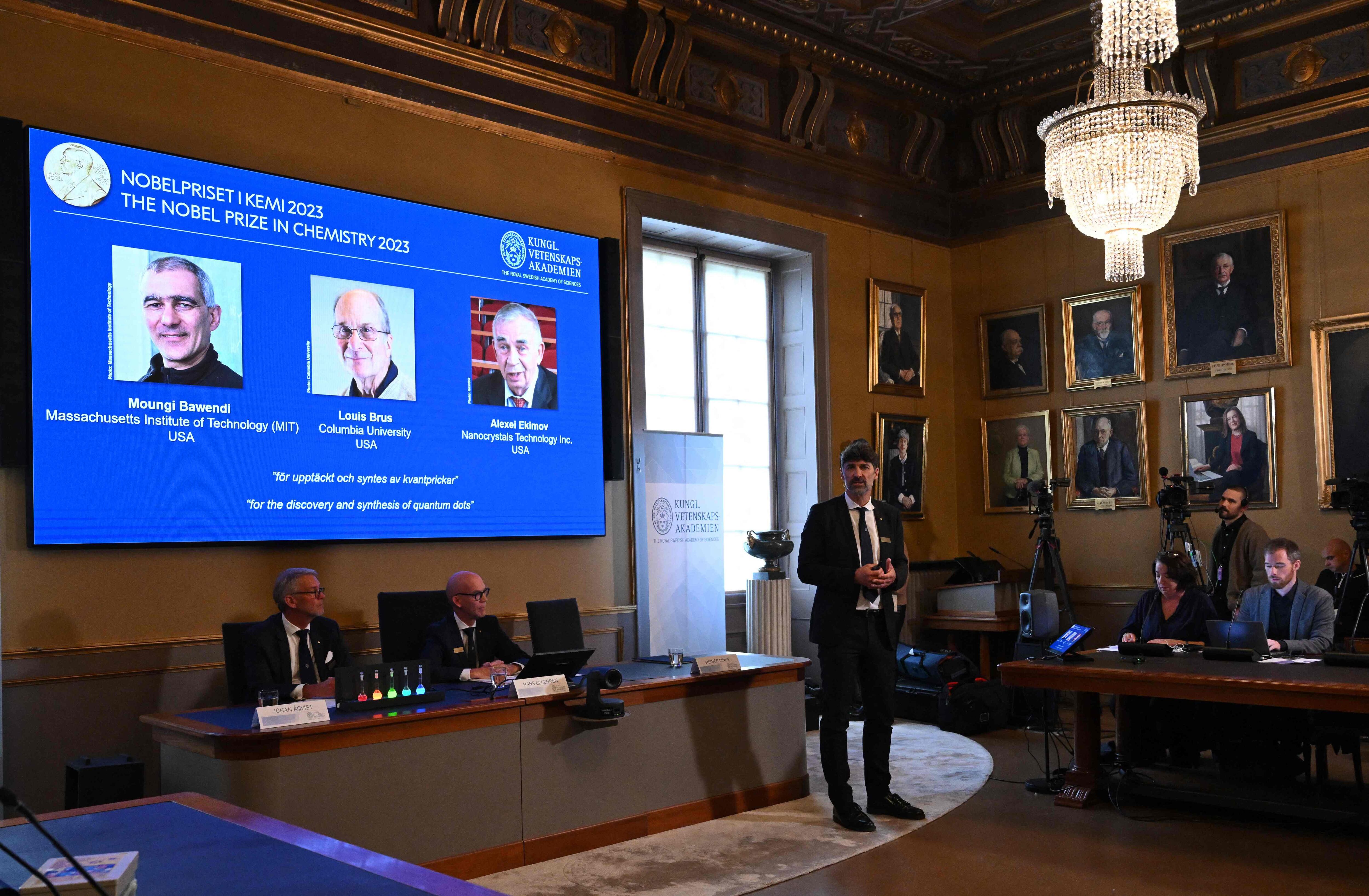 Momento en el que se han anunciado los ganadores del Nobel de Química 2023, este martes en Estocolmo.