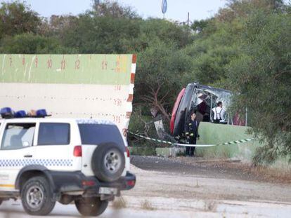 Estado en que ha quedado el autob&uacute;s accidentado en Alicante.