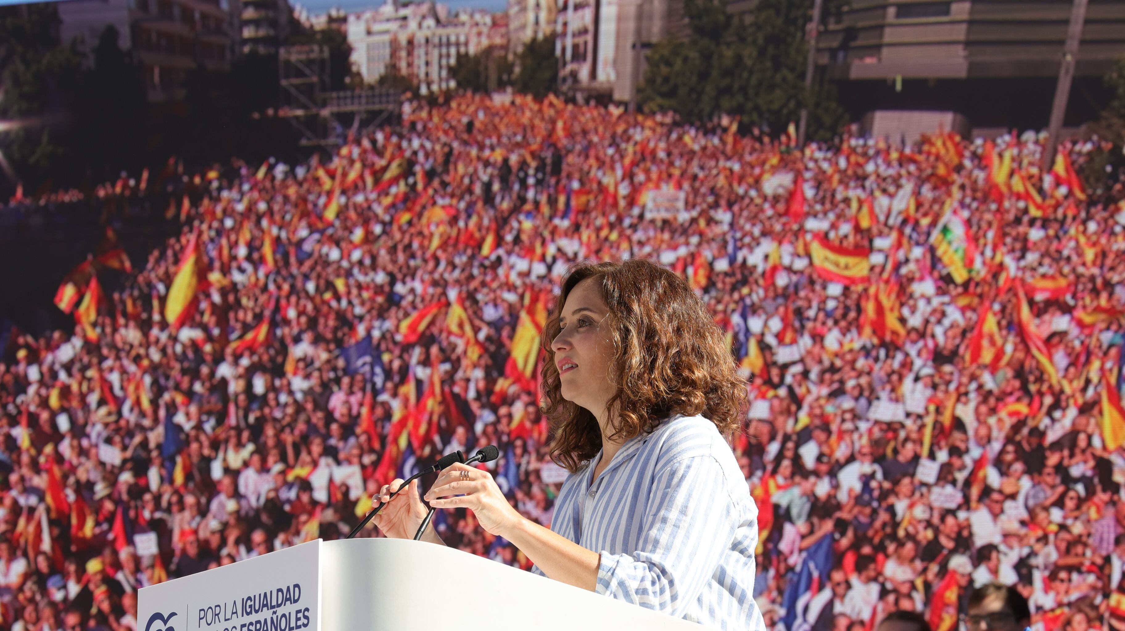 Díaz Ayuso: “Alberto Núñez Feijóo va a ser la voz de la dignidad de cada español”