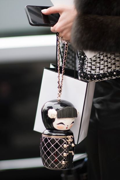Detalle de un original bolso de Chanel.