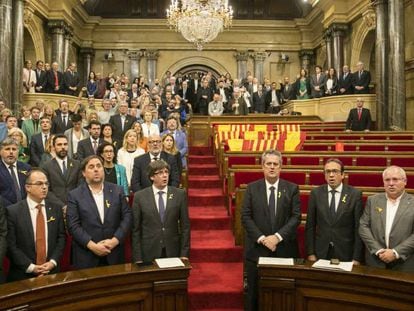 Declaraci&oacute;n Unilateral de Independencia de Catalu&ntilde;a en el Parlament. 