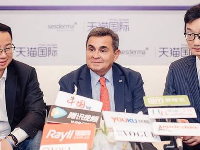 El presidente de Sesderma, Gabriel Serrano, durante la presentación de la firma en China.