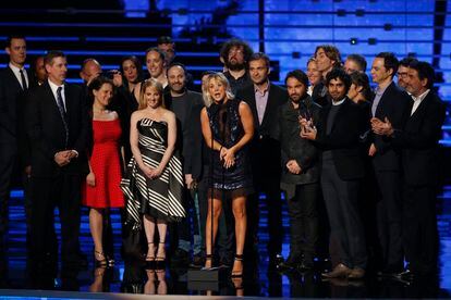 Kaley Cuoco, junto al resto del equipo de  'The Big Bang Theory', mejor serie cómica de la televisión.