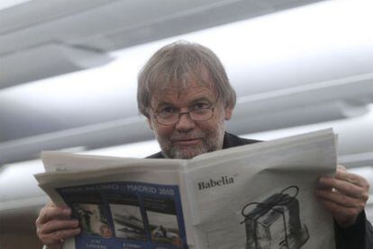 El escritor noruego Jostein Gaarder, ayer en la redacción de EL PAÍS.