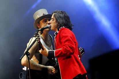 Pete Doherty y Carl Barât, anoche en el FIB Benicàssim.