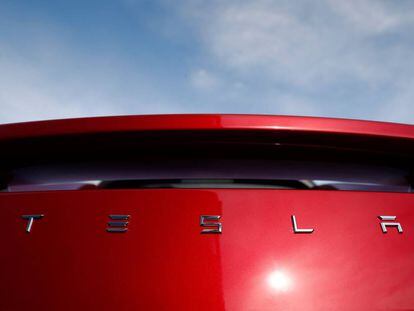Un misterioso Tesla aparece en un vídeo del Roadster 2