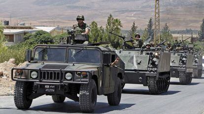 Soldados libaneses llegan a las afueras de Ersal, el 4 de agosto. 