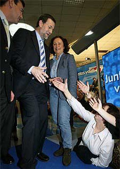 Mariano Rajoy y Ana Palacio, durante el mitin celebrado ayer en Toledo.