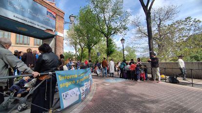 El colegio Emilia Pardo Bazan, en Madrid, participa en la revuelta escolar del mes de abril.