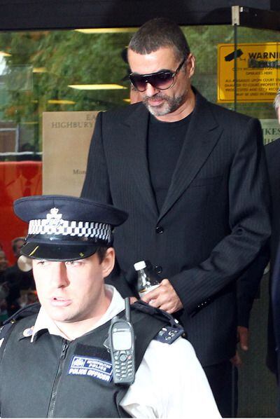 George Michael, a la salida de un juzgado londinense el pasado agosto.