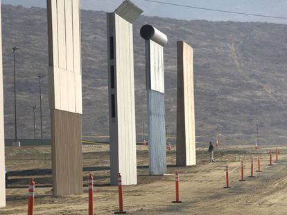 Uno de los prototipos del muro fronterizo entre Estados Unidos y M&eacute;xico presentados en San Diego, California.
 
 