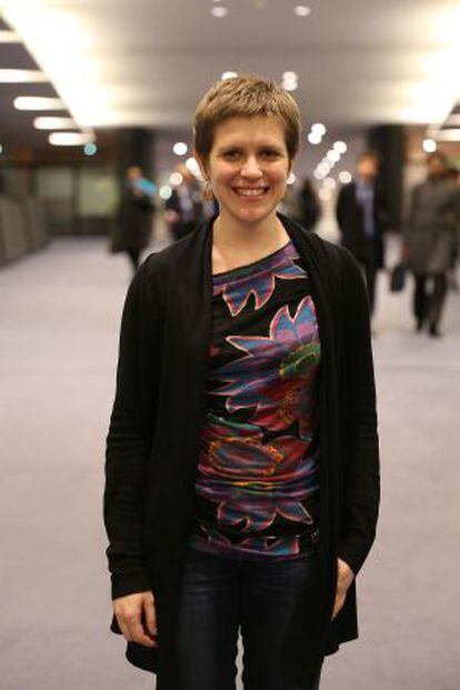 Pierrette Pape es especialista en violencia contra las mujeres.