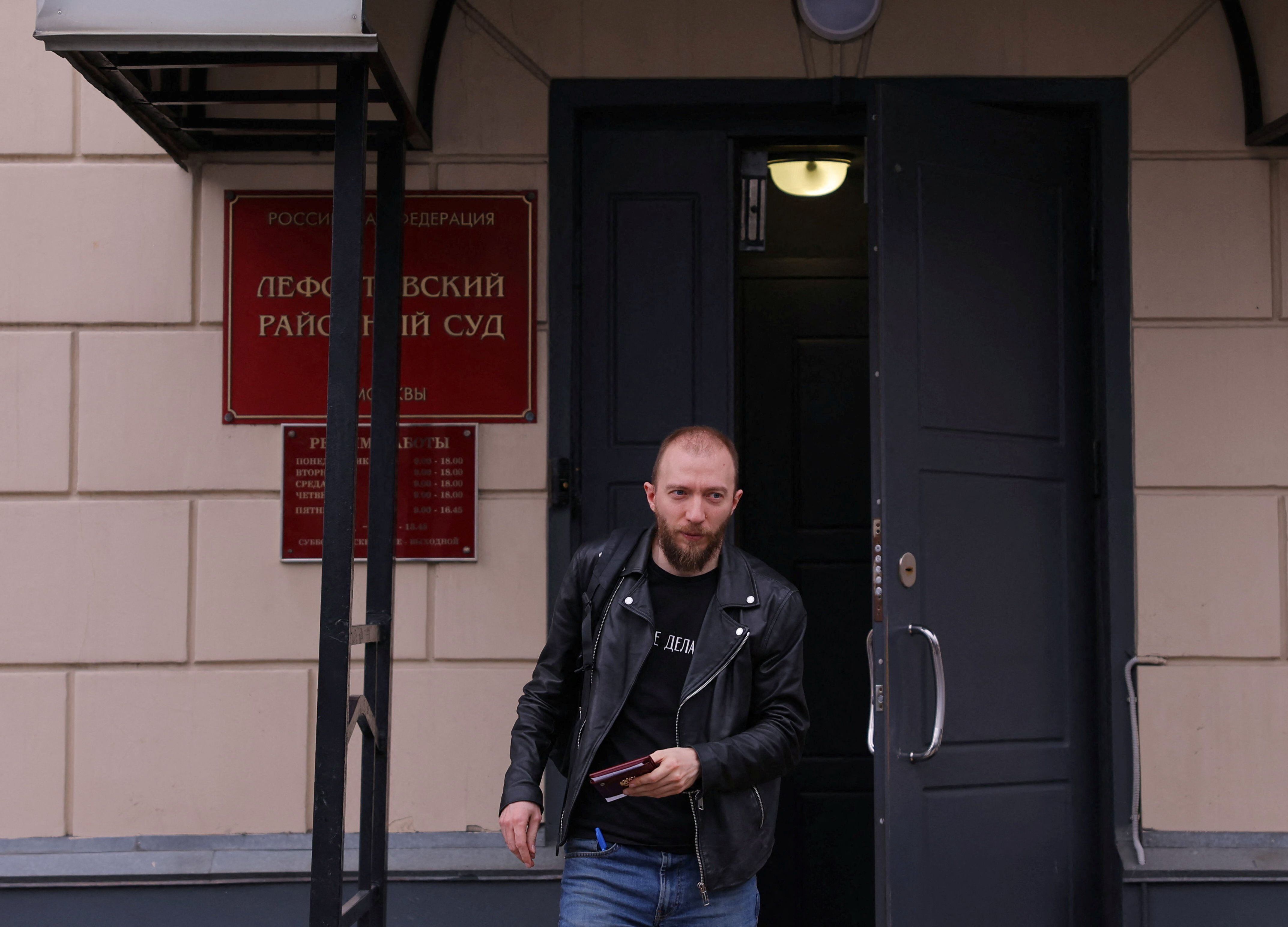 Daniil Berman, abogado del periodista del Wall Street Journal Evan Gershkovich, detenido bajo sospecha de espionaje, este jueves en Moscú.