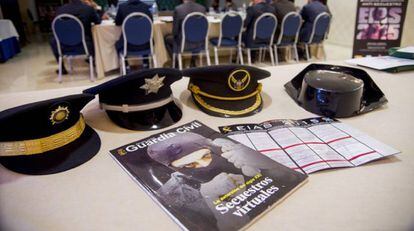 Agentes de Iberoamérica, durante la reunión celebrada en Granada.