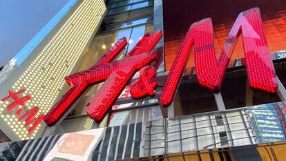 Logo de H&M en la fachada de una de sus tiendas en Nueva York.