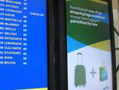 Ryanair se enfrenta a Aena por la entrada en el avión de bolsas 'duty free'