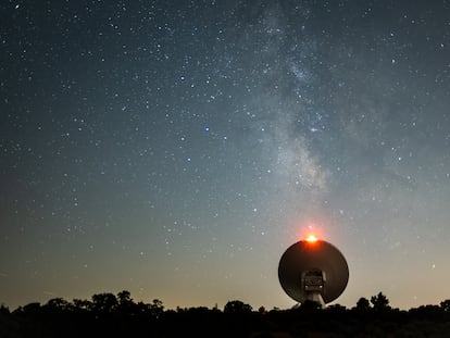 Un radiotelescopio del Observatorio de Yebes, la principal instalación científica y técnica del Instituto Geográfico Nacional de España.