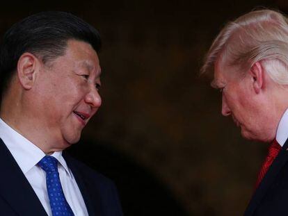 Imagen de archivo de un encuentro entre Donald Trum y Xi Jinping, en abril de 2019.