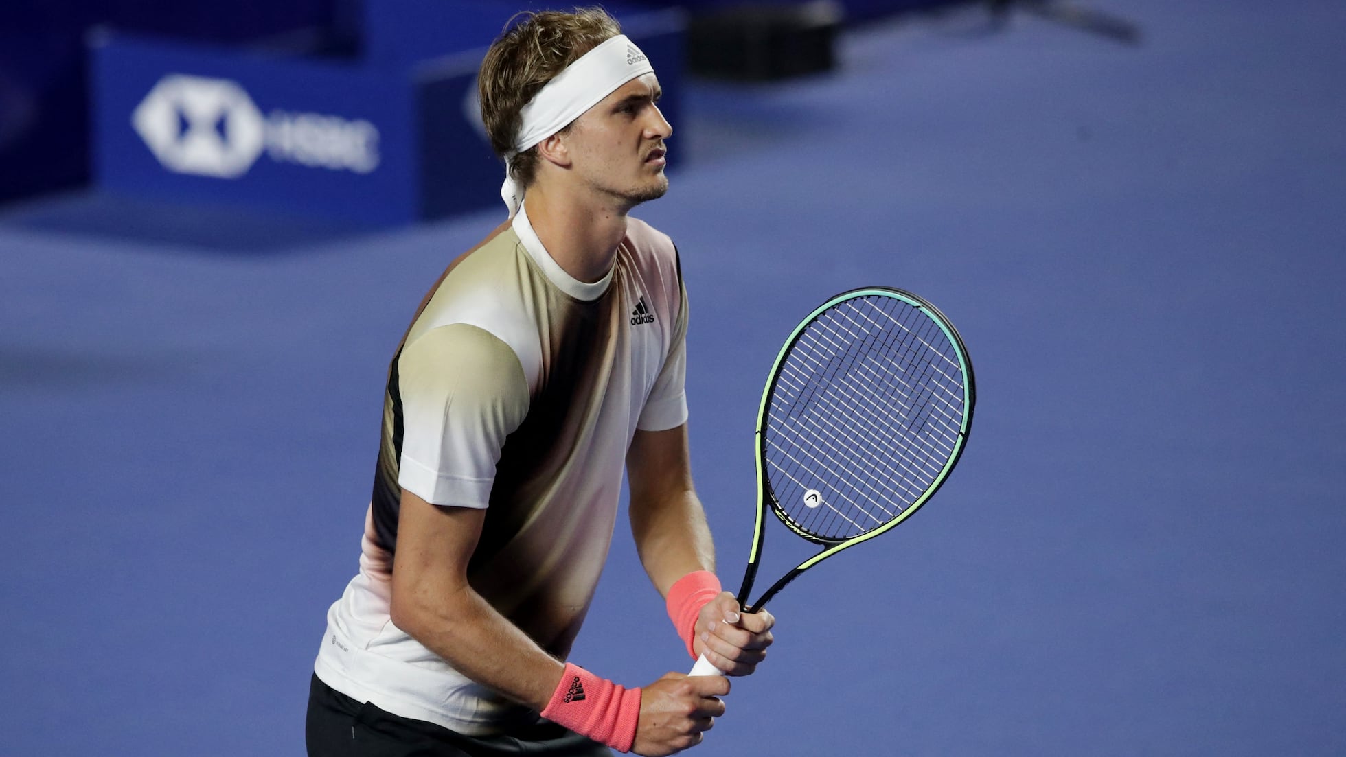 forma heroico tabaco El Abierto de Acapulco expulsa a Alexander Zverev por golpear con la raqueta  la silla del árbitro | Deportes | EL PAÍS