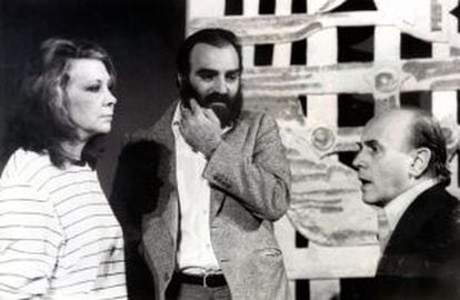 María Asquerino junto a José Luis Alonso y Francisco Casares durante la grabación de un programa de TVE en 1982.