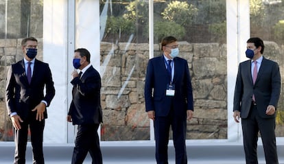 Los presidentes autonómicos Alberto Núñez Feijóo, Emiliano García Page, Ximo Puig y Alfonso Fernández Mañueco, este jueves en el Foro La Toja Vínculo Atlántico de A Toxa (Pontevedra).
