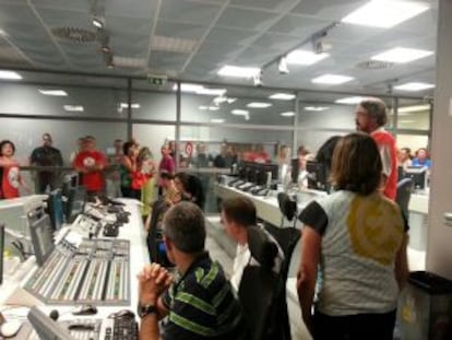 Los trabajadores han ocupado el estudio de emisión de Canal 9