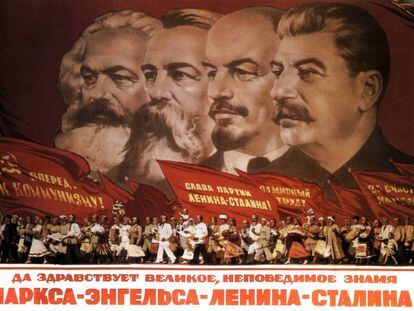 Propaganda estalinista en la que figuran Marx, Engels, Lenin y Stalin.
