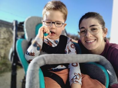 Julen, el hijo de Silvia Declara, tiene tres años y padece el síndrome STXBP1, una enfermedad rara que causa anormalidades en la función del cerebro.