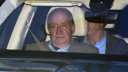 Juan Carlos I, el pasado enero, acude al hospital a visitar a su sobrina Simoneta Gómez Acebo.