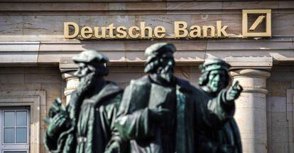 Sucursal de Deutsche Bank en Fráncfort.