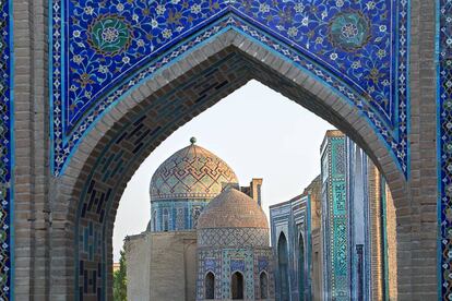 Mausoleo de Shahi Zinda en Samarcanda (Uzbekistán).