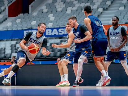 Llull penetra ante Brizuela.