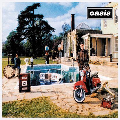 Portada de 'Be here now', de Oasis, donde se puede ver un Rolls Royce hundido en una piscina.