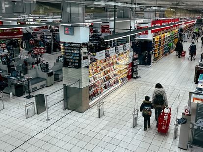 Entrada de un supermercado en Santiago de Compostela.