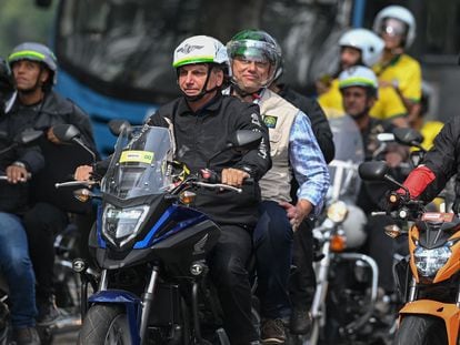El presidente Bolsonaro, el domingo pasado en Río de Janeiro durante una marcha de moteros.