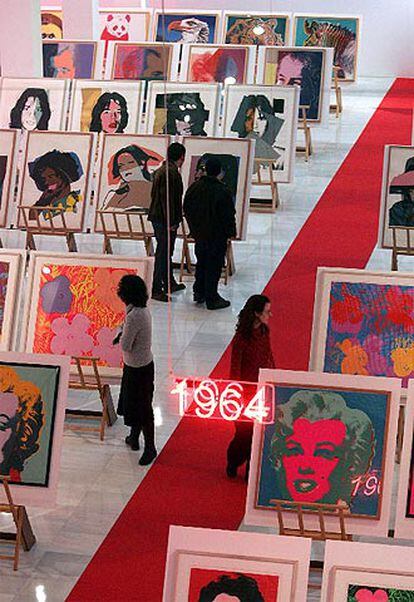 Vista de la muestra <i>Andy Warhol. El ojo mecánico</i>, la primera retrospectiva de Warhol en Madrid en 17 años.