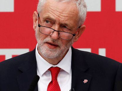 Jeremy Corbyn, durante la presentaci&oacute;n del programa laborista.