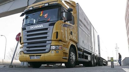 Un camión de la marca Scania