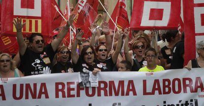 Manifestaci&oacute;n contra la reforma laboral y los recortes del Gobierno