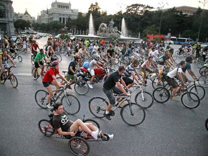 Concentraci&oacute;n del colectivo Bici Cr&iacute;tica, en Madrid.