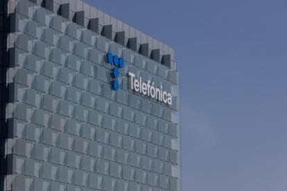 Fachada de la sede de Telefónica, en Madrid, a 22 de julio de 2022.