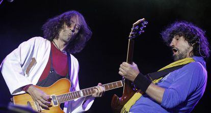 Robe Iniesta e Iñaki 'Uoho' Antón e la gira de Extremoduro de 2012.