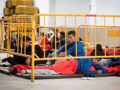 Migrantes rescatados, en Barbate.
