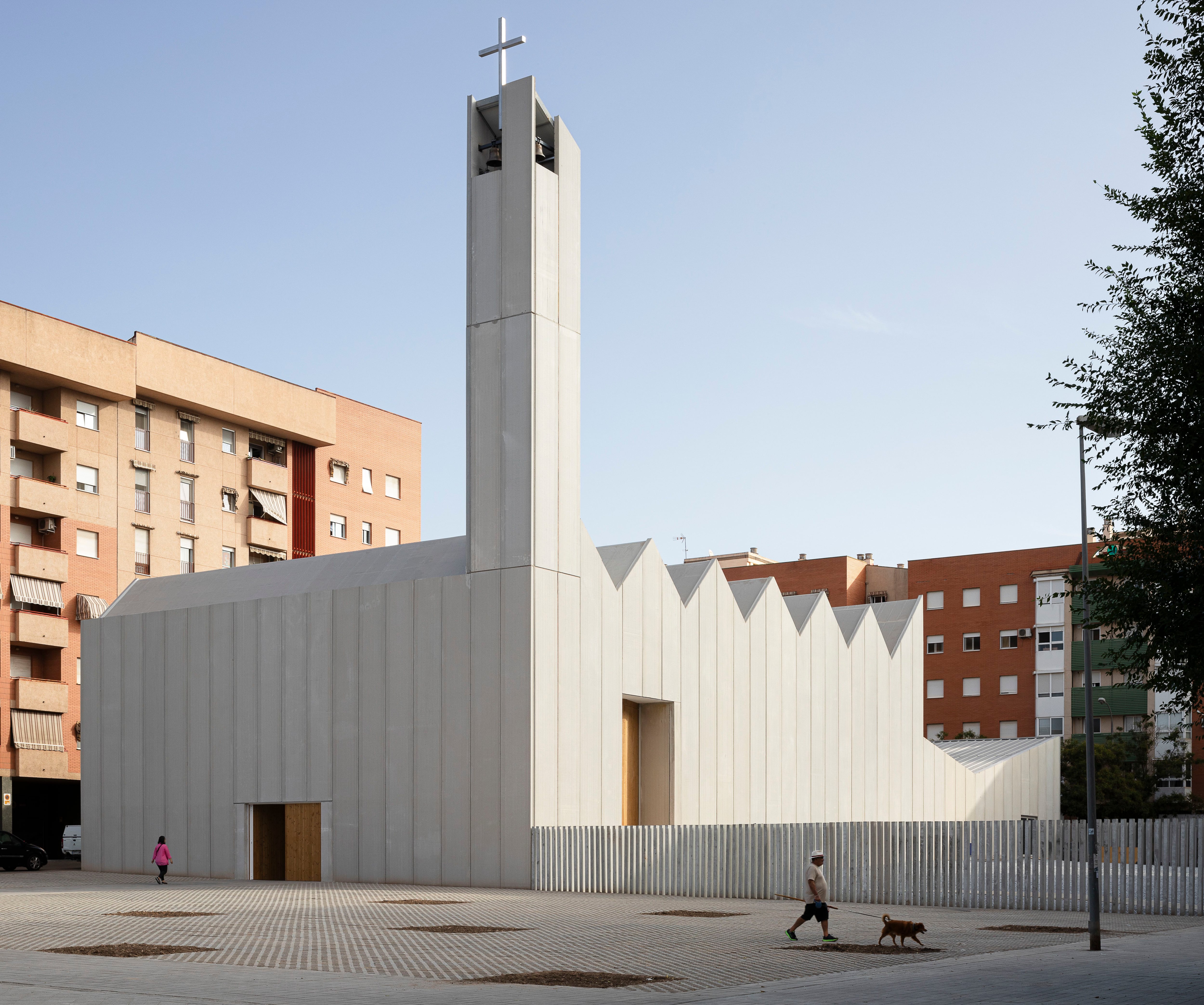 “Construir un imposible”: la iglesia granadina costeada con los ahorros de sus fieles