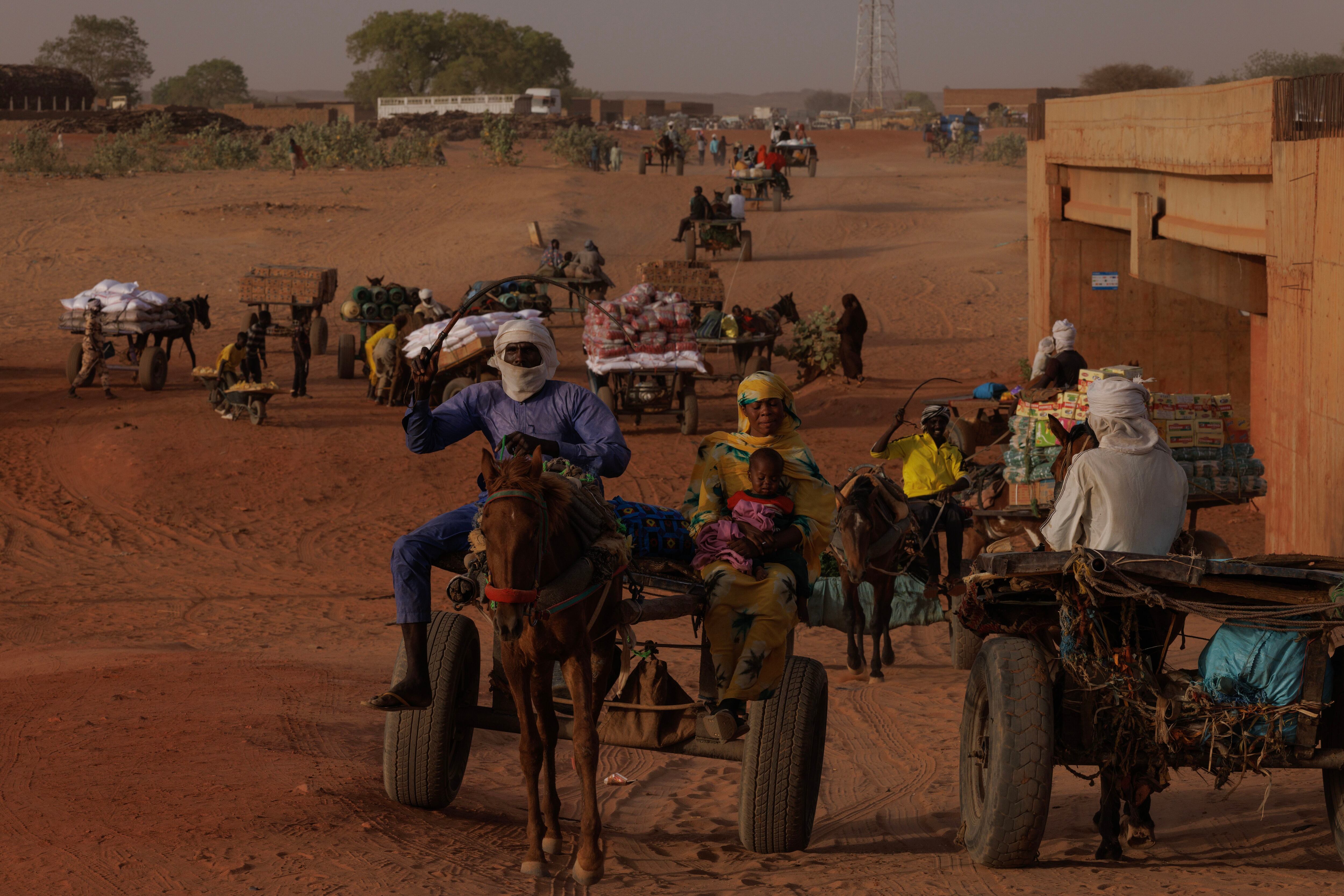 Los paramilitares de Sudán amenazan la última capital fuera de su control en Darfur