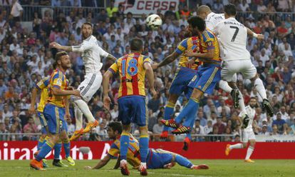 Pepe hace el 1-2, en el Bernabéu.