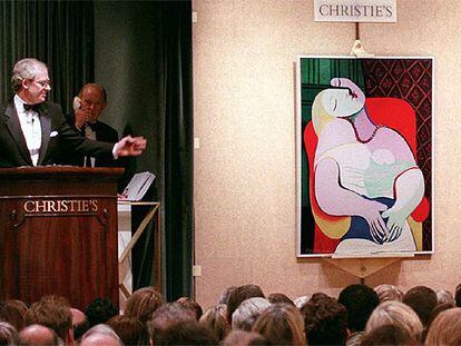 Un momento de la subasta de <i>El sueño,</i> de Picasso, en 1997 en Nueva York.