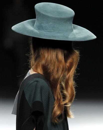 El ecuador de la Semana de la Moda de Madrid  ha abierto hoy con los con los dise&ntilde;os de Ion Fiz. 