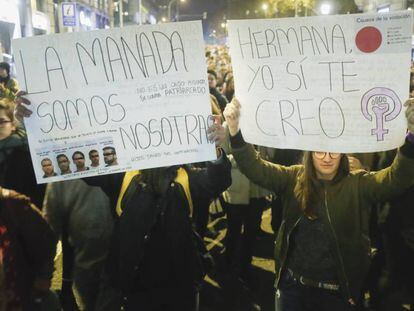Manifestacion en Barcelona el pasado noviembre en apoyo a la mujer presuntamente violada durante los Sanfermines de 2016.